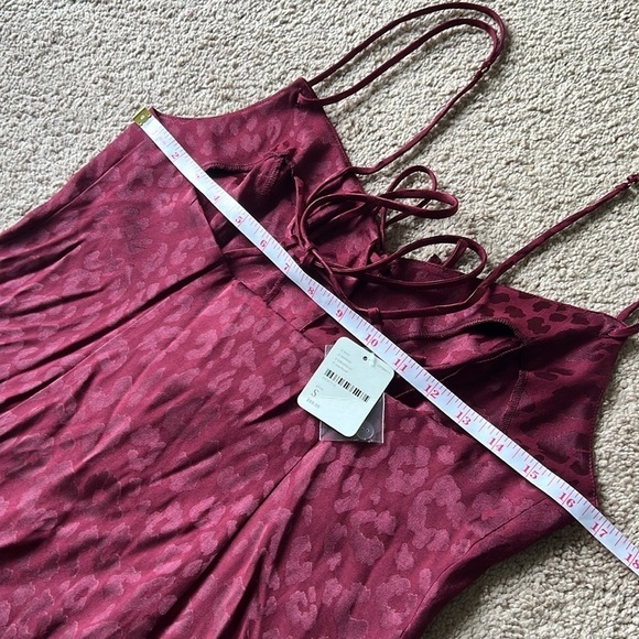NWT Intimately Free People Bow-Dacious Wine Red Cheetah Print Mini Slip Dress - Picture 8 of 9
